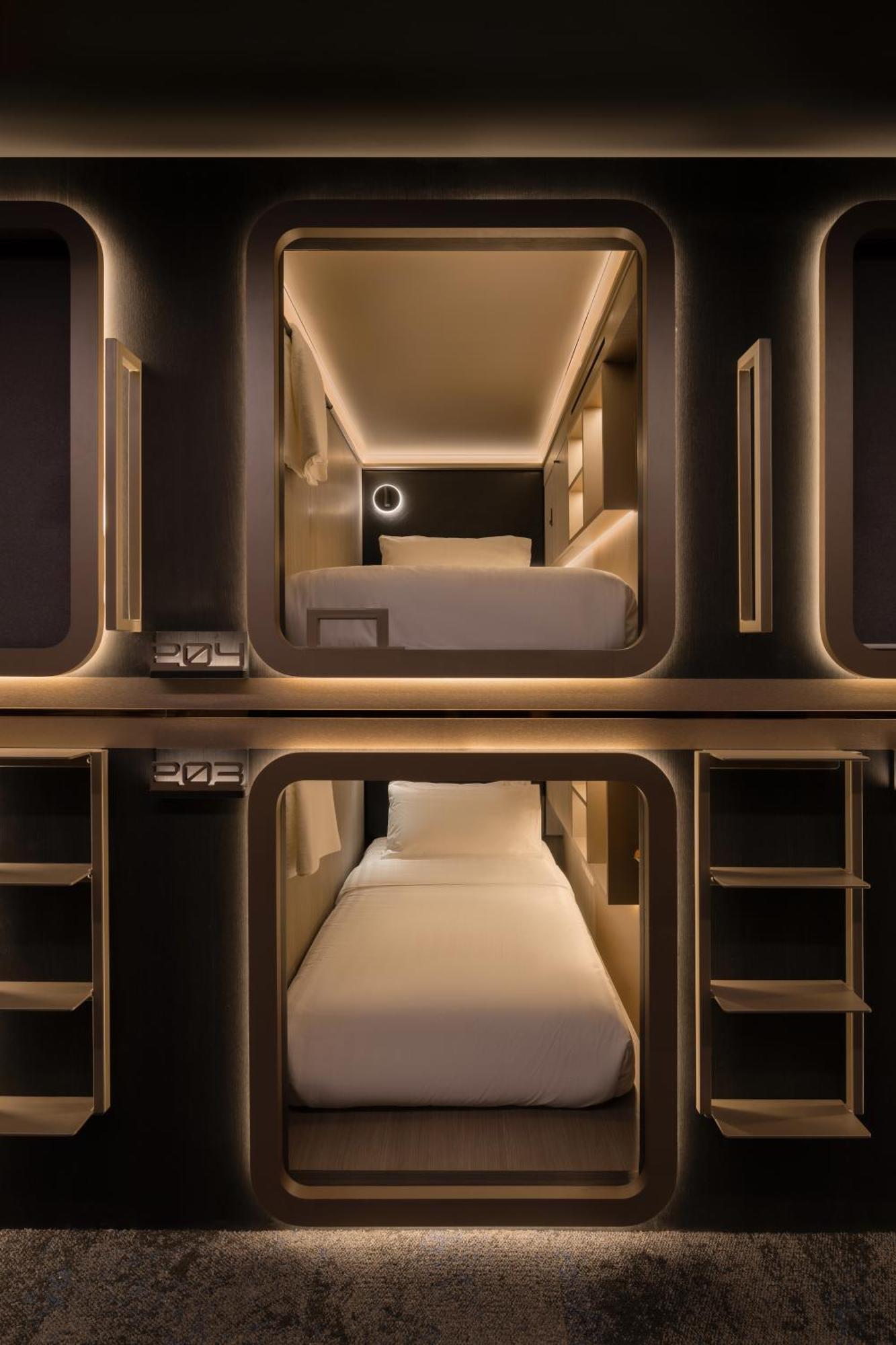 Cube Social Boutique Capsule Hotel At Boat Quay Singapore Exteriör bild
